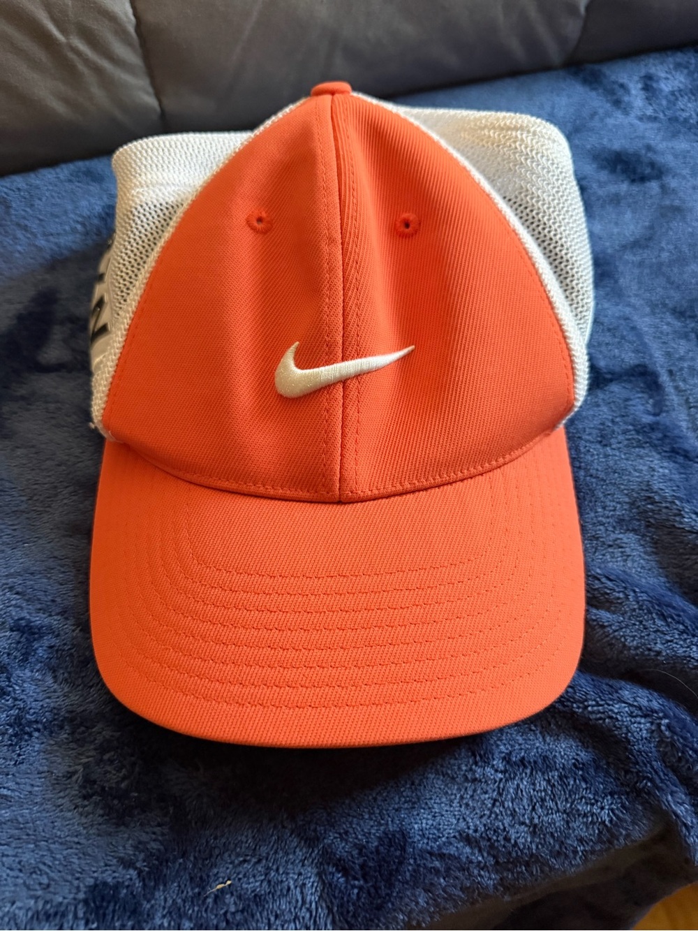 Nike golf hat